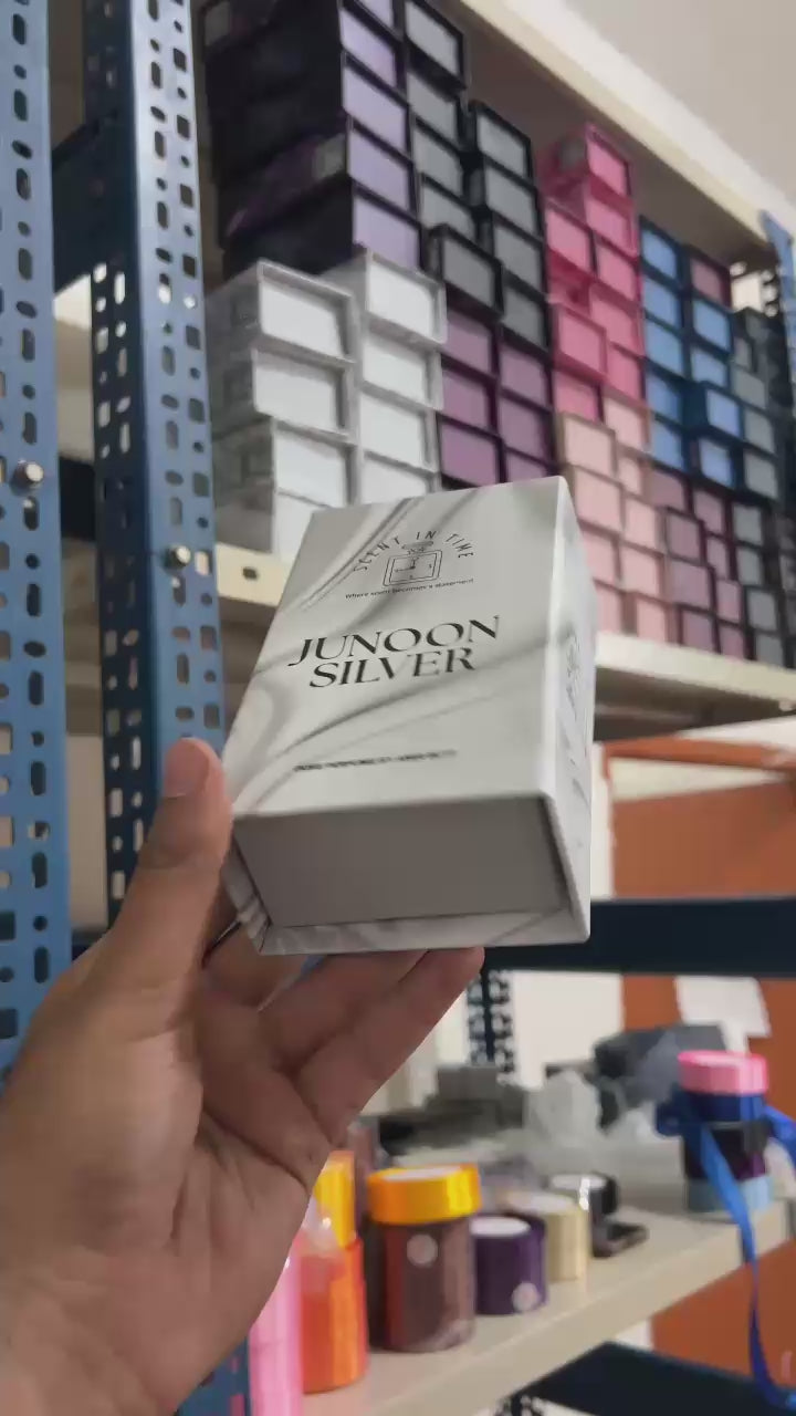 Magnetic box minimum 50 with your branding