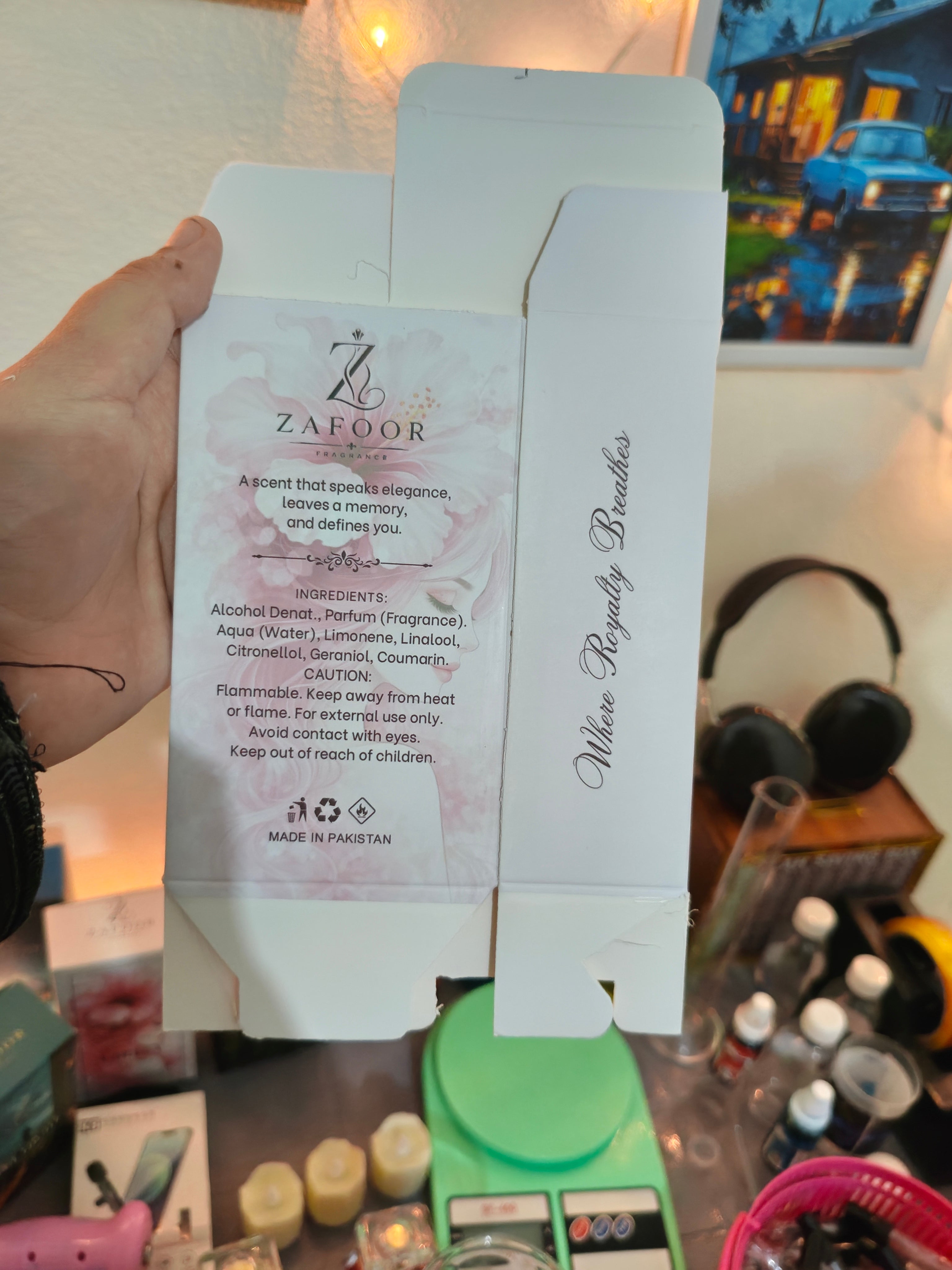 BLEACH CARD BOX WITH YOUR BRANDING